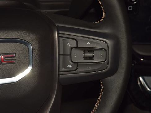 Used 2024 GMC Sierra 2500 AT4 w/ AT4 Preferred Package AWD/4WD image 43