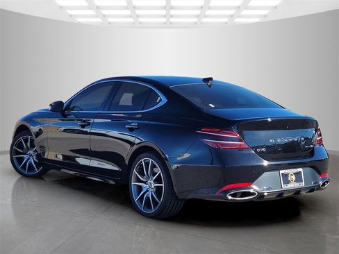 Used 2022 Genesis G70 3.3T image 6