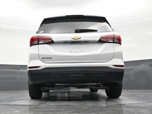 Used 2024 Chevrolet Equinox LS FWD image 23