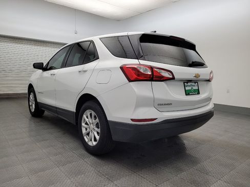 Used 2019 Chevrolet Equinox LS image 5