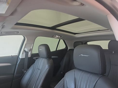 Used 2024 Buick Envision Avenir AWD/4WD image 48