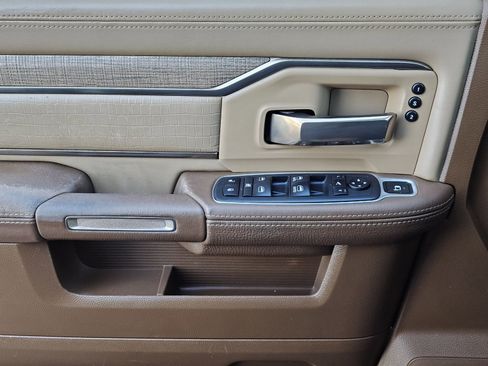 Used 2019 RAM 3500 Limited image 30