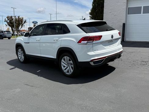 Used 2021 Volkswagen Atlas Cross Sport SE AWD/4WD image 4
