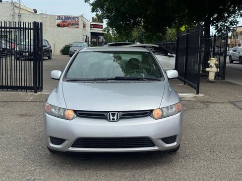 Used 2008 Honda Civic LX image 2