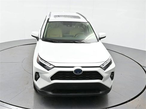 Used 2023 Toyota RAV4 XLE Premium image 36