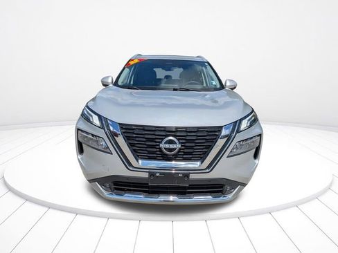 Used 2022 Nissan Rogue Platinum w/ Head-Up Display Package FWD image 9