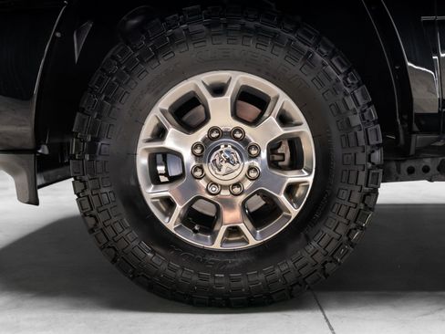 Used 2020 RAM 2500 Laramie AWD/4WD image 19