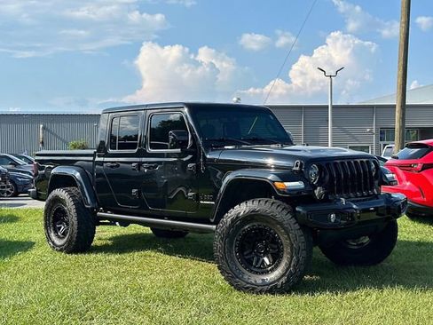 Used 2021 Jeep Gladiator Overland image 8