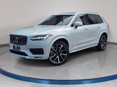 Used 2021 Volvo XC90 T6 Momentum w/ Advanced Package