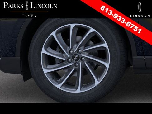 New 2026 Lincoln Corsair Premiere image 19