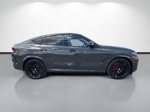 New 2026 BMW X6 xDrive40i w/ Executive Package image 2