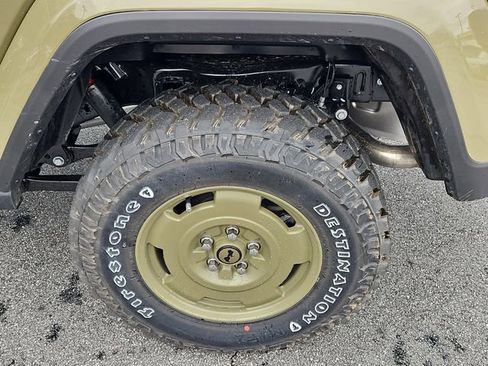 New 2026 Jeep Gladiator Willys image 25