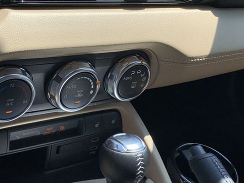 New 2025 MAZDA MX-5 Miata Grand Touring w/ Weather Package image 28