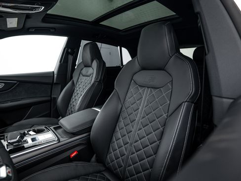 New 2026 Audi SQ8 Premium Plus AWD/4WD image 17