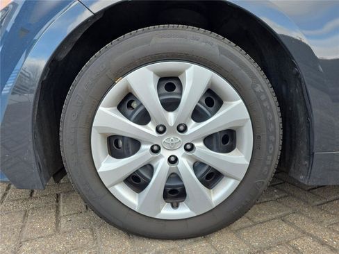 Used 2024 Toyota Corolla LE FWD image 10