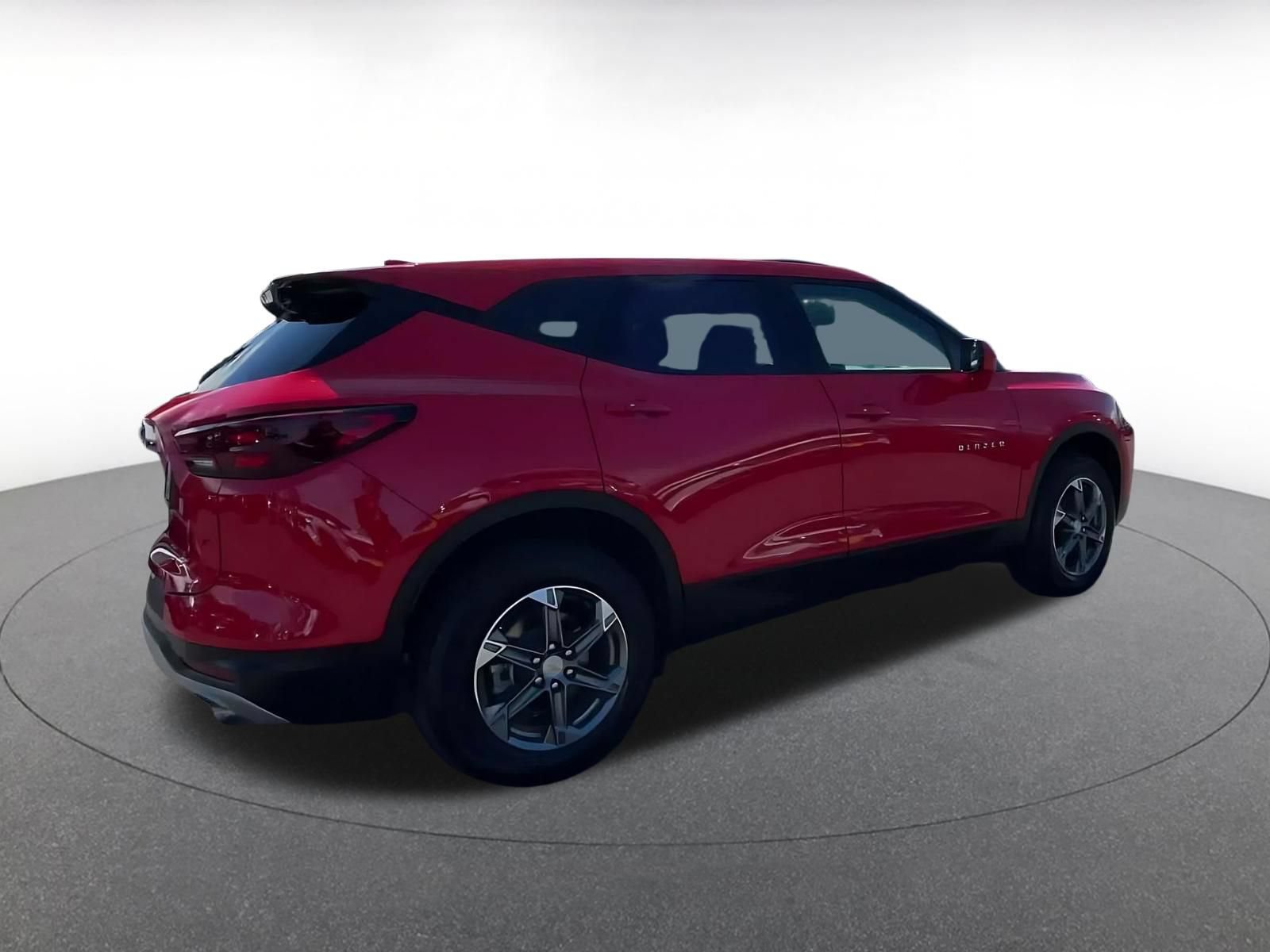 Used 2026 Chevrolet Blazer LT FWD image 10