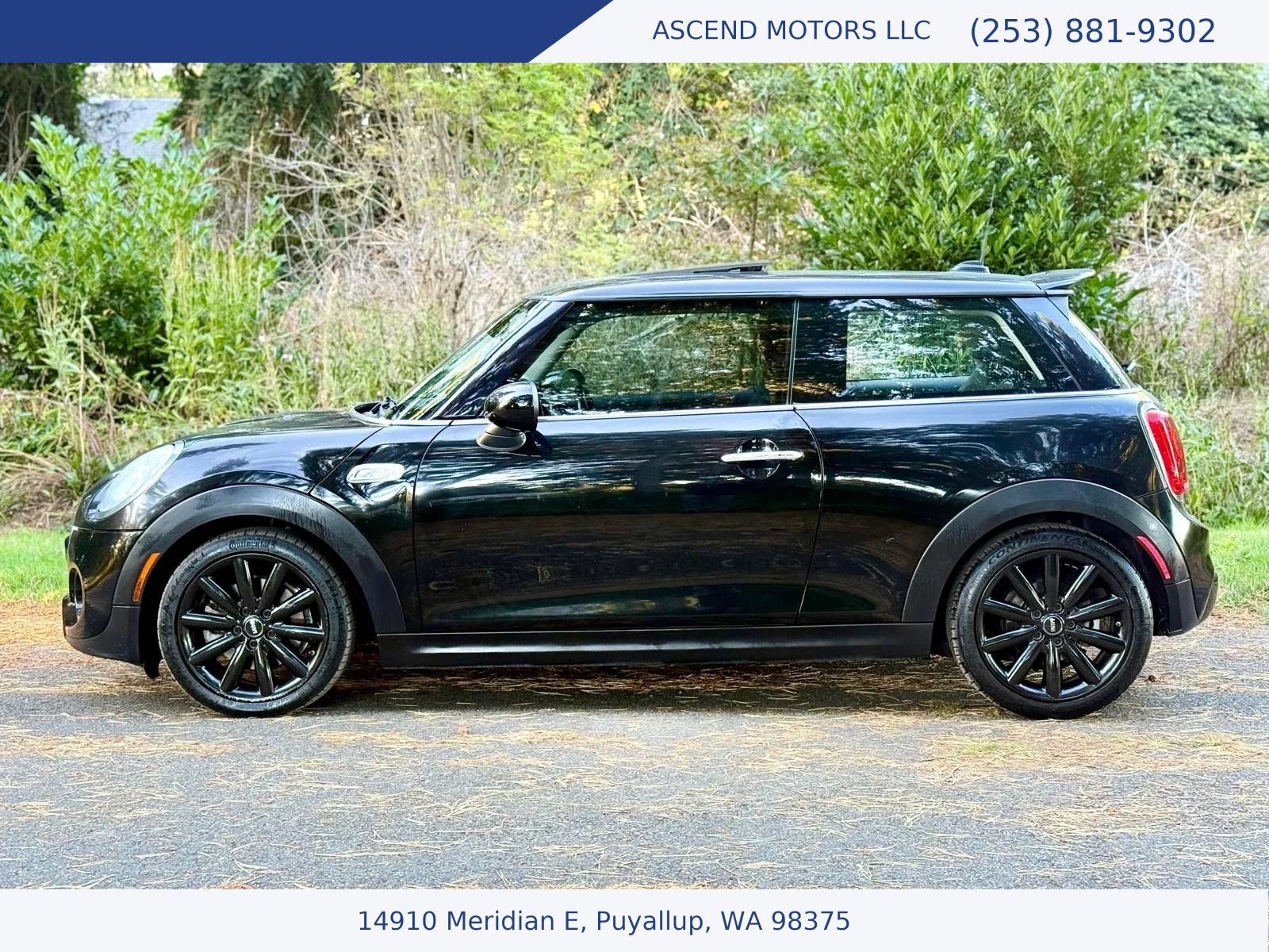 Used 2015 MINI Cooper S FWD image 2