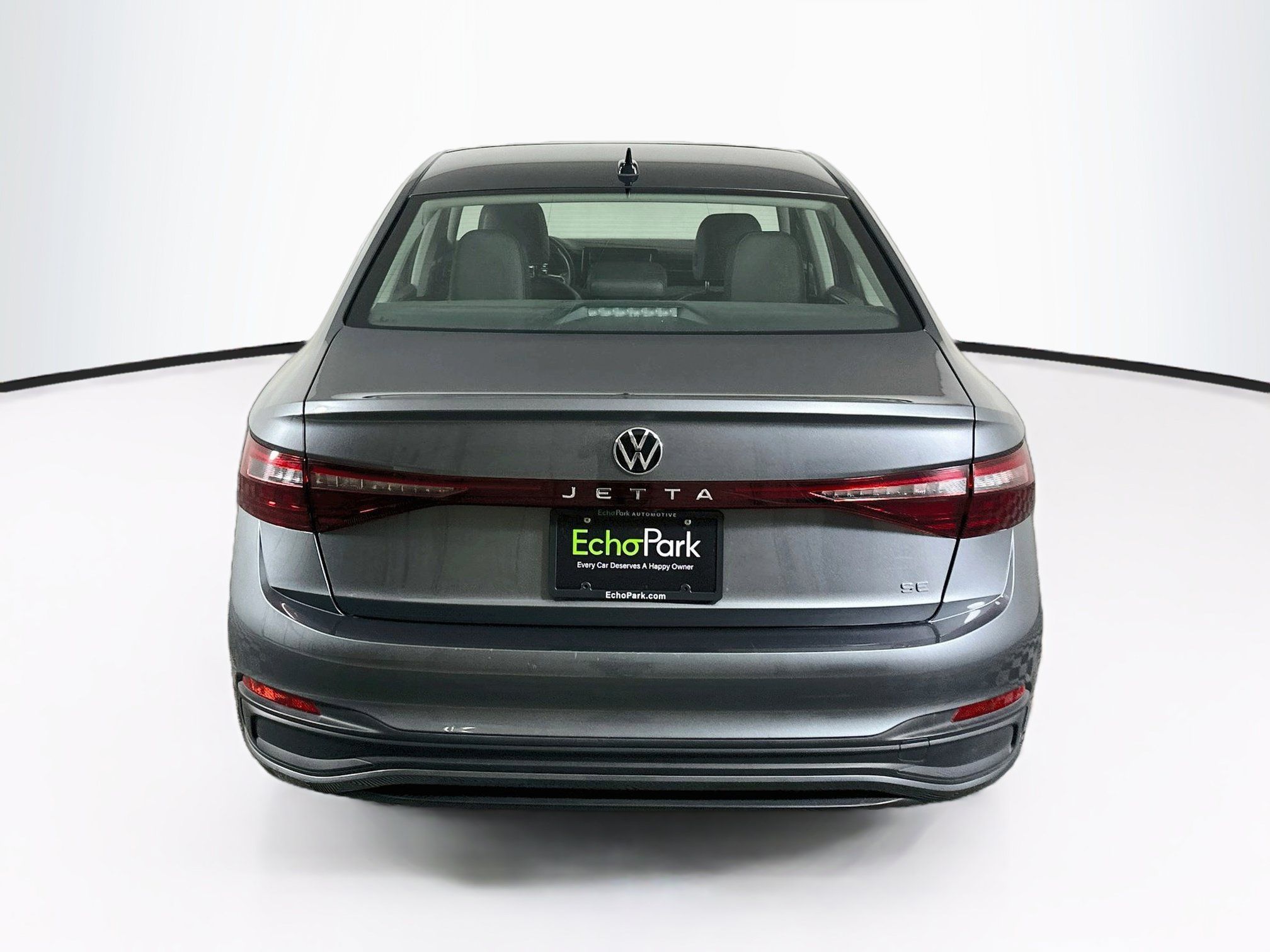 Used 2025 Volkswagen Jetta SE FWD image 7