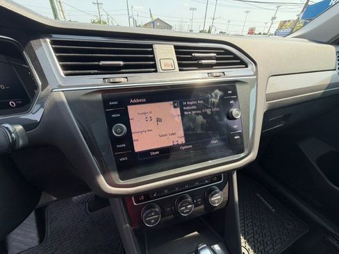 Used 2019 Volkswagen Tiguan SEL AWD/4WD image 11