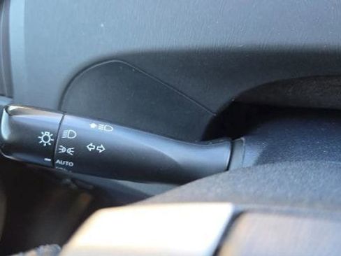 Used 2014 Toyota Prius Four image 22