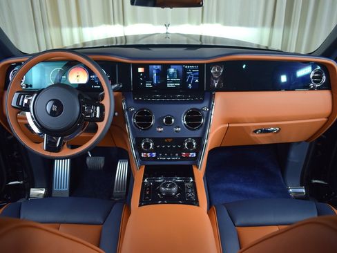 New 2026 Rolls-Royce Cullinan image 4