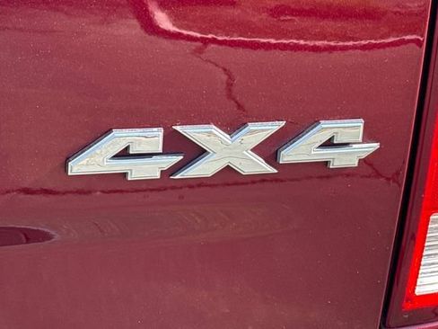 Used 2024 RAM 1500 Classic SLT AWD/4WD image 29