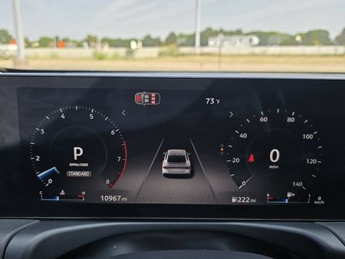 Used 2026 Nissan Sentra SR w/ Floor Mat Package FWD image 27
