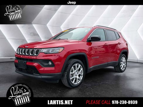 Certified 2023 Jeep Compass Latitude image 1