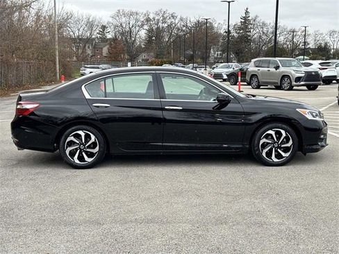 Used 2017 Honda Accord EX-L image 4