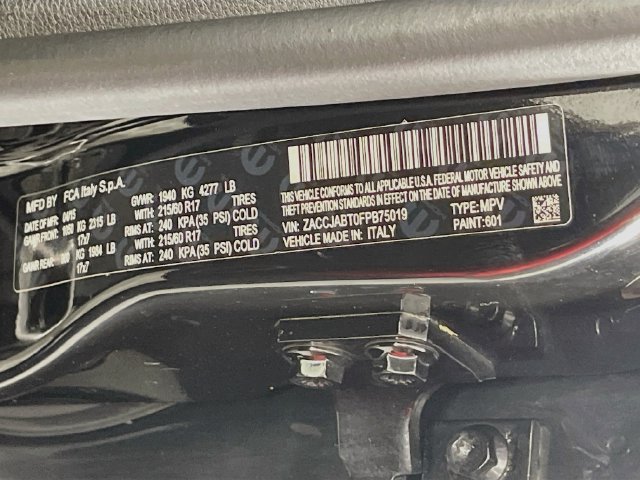 Used 2015 Jeep Renegade Latitude w/ Popular Equipment Group FWD image 32