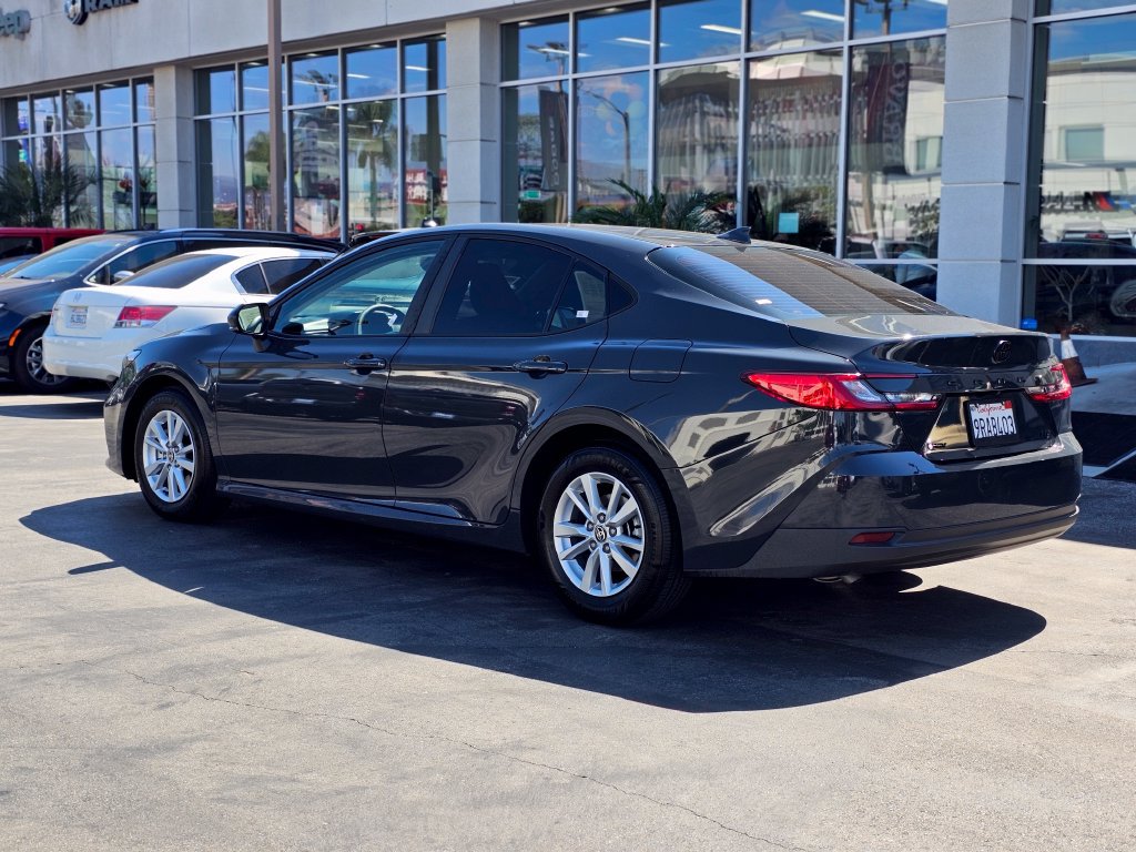 Used 2025 Toyota Camry LE FWD image 6