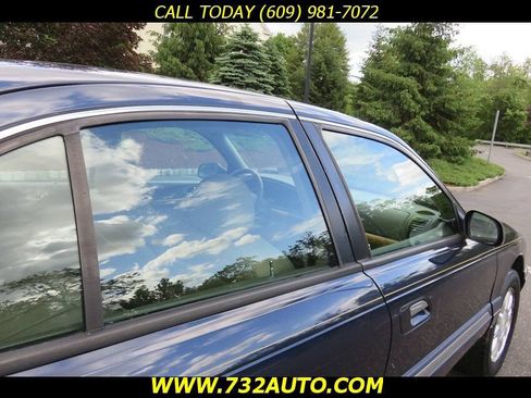 Used 2001 Lincoln Continental FWD image 22