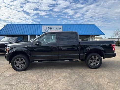 Used 2020 Ford F150 XLT w/ Equipment Group 302A Luxury image 8