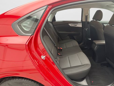 Used 2023 Kia Forte LXS FWD image 17