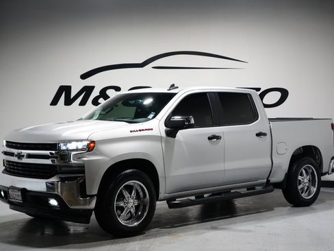Used 2020 Chevrolet Silverado 1500 LT w/ All-Star Edition image 4
