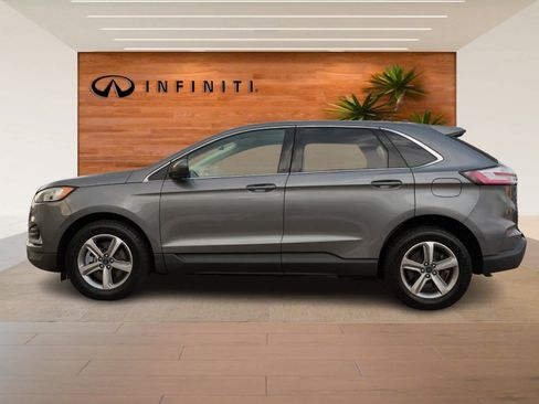 Used 2022 Ford Edge SEL w/ Convenience Package image 4