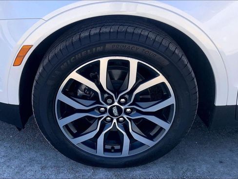 Used 2021 Cadillac XT5 Sportv w/ Platinum Package image 8