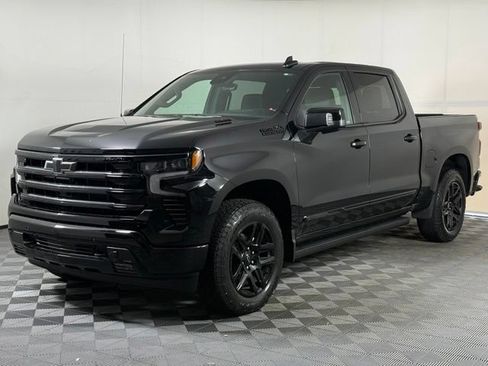 Used 2026 Chevrolet Silverado 1500 High Country w/ Midnight Edition AWD/4WD image 2