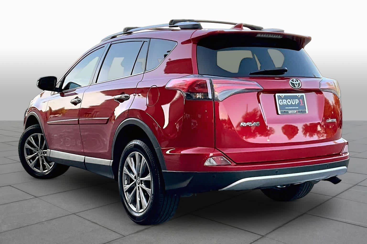 Used 2016 Toyota RAV4 Limited w/ Advanced Technology Package FWD image 12