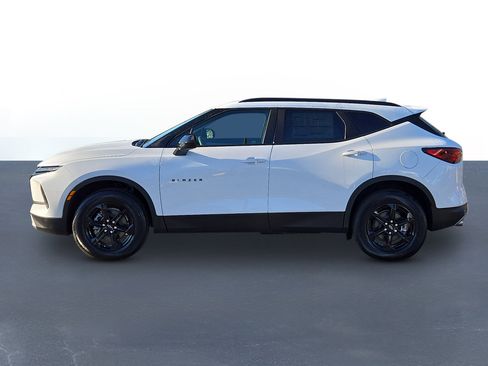 New 2026 Chevrolet Blazer LT w/ Midnight/Sport Edition image 8