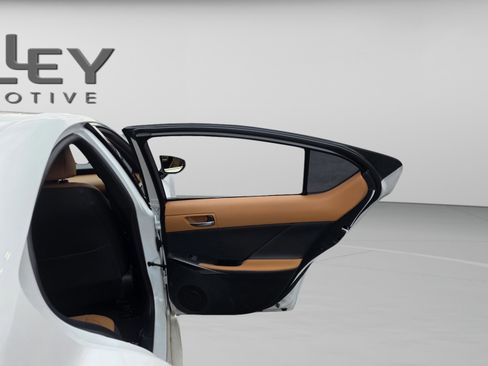 Certified 2024 Lexus IS 300 w/ Premium Package image 24