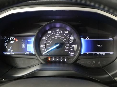 Used 2021 Ford Edge SEL w/ Convenience Package AWD/4WD image 11