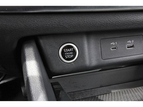 Used 2023 Nissan Rogue SV image 22