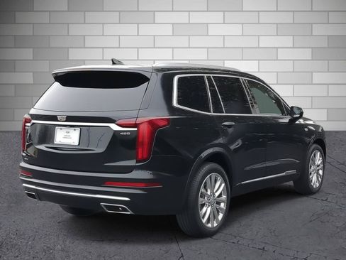 Used 2021 Cadillac XT6 Premium Luxury image 5