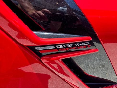 Used 2017 Chevrolet Corvette Grand Sport RWD image 4