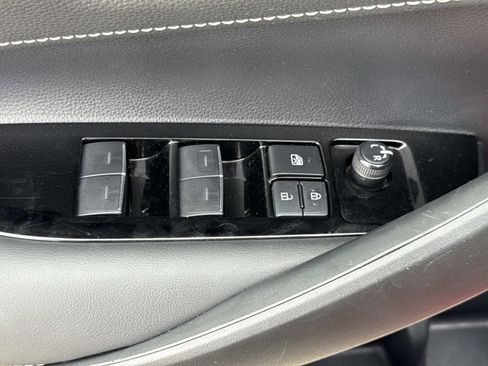 Used 2024 Toyota Corolla SE image 22