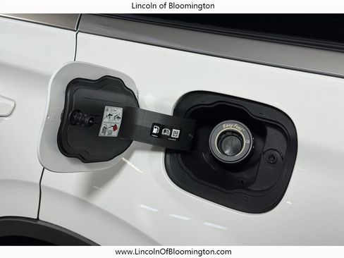 New 2026 Lincoln Aviator AWD image 18