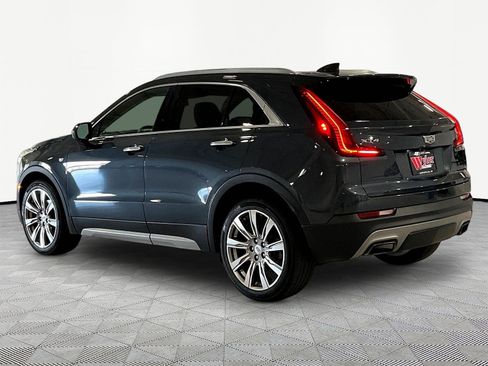 Used 2019 Cadillac XT4 Premium Luxury FWD image 4