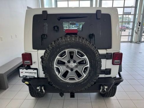 Used 2013 Jeep Wrangler Unlimited Rubicon w/ Connectivity Group AWD/4WD image 50