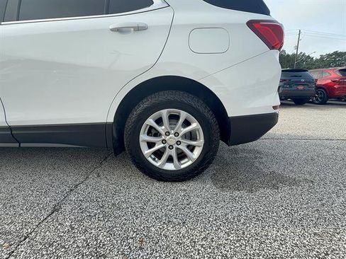 Used 2021 Chevrolet Equinox LT AWD/4WD image 26